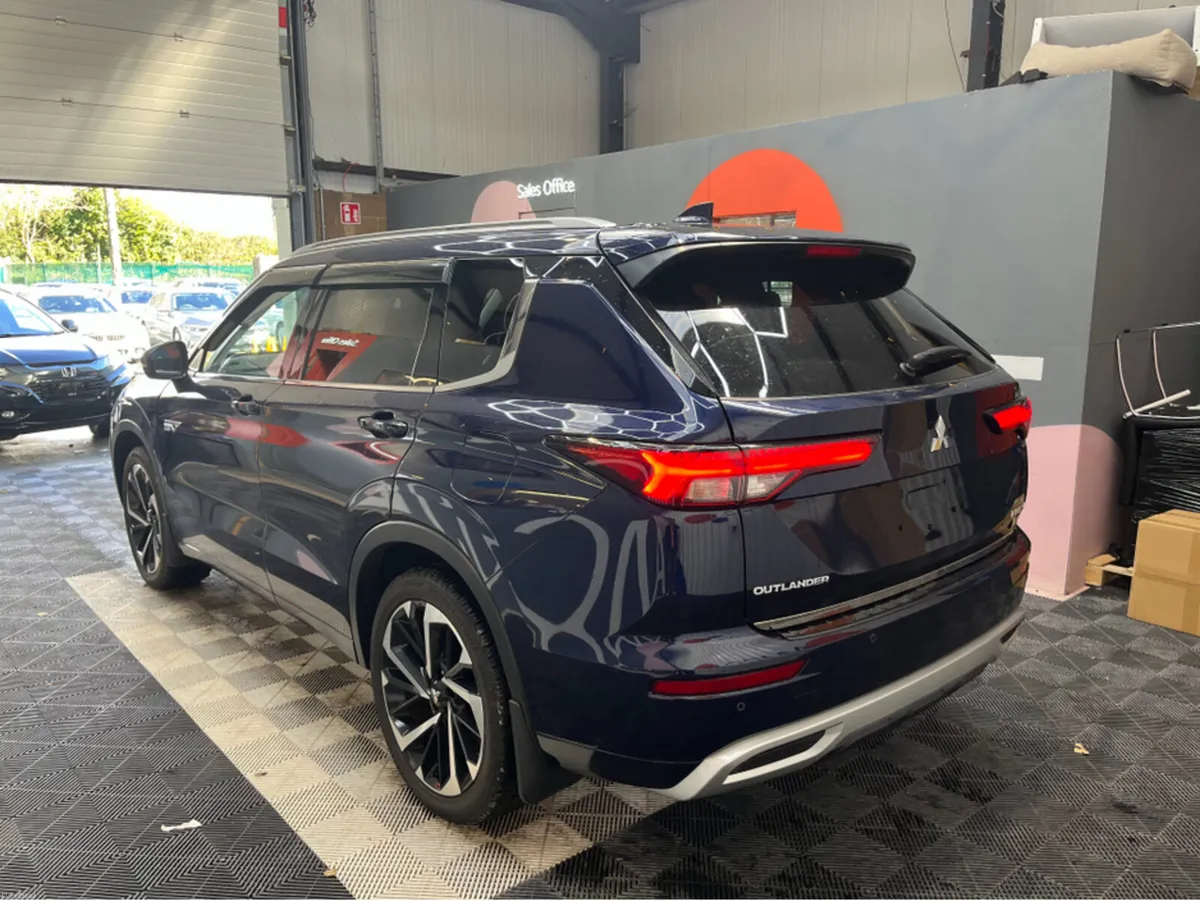 Mitsubishi Outlander €41950 2023 MITSUBISHI OUTLAN - Image 4