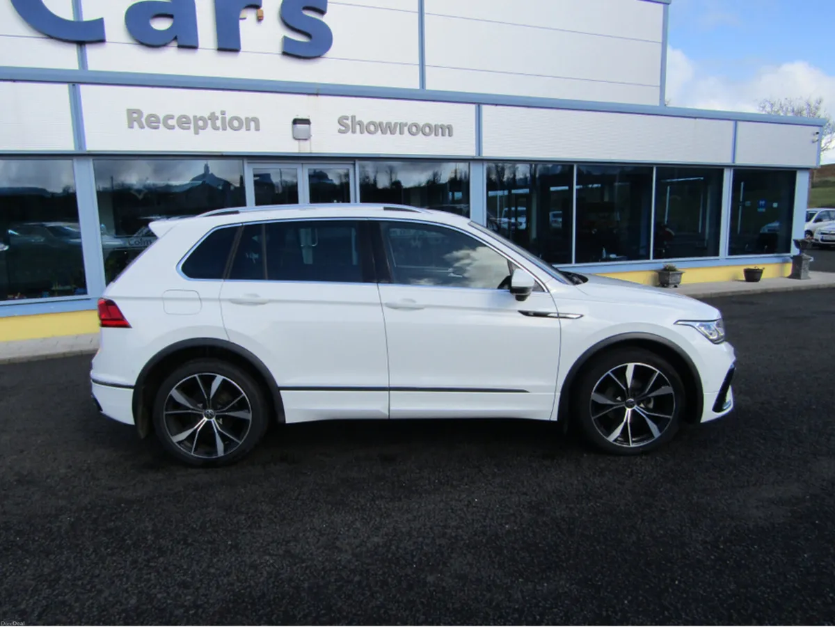 Volkswagen Tiguan R-LINE 2.0 TDI MANUAL 6SPEED FWD - Image 3