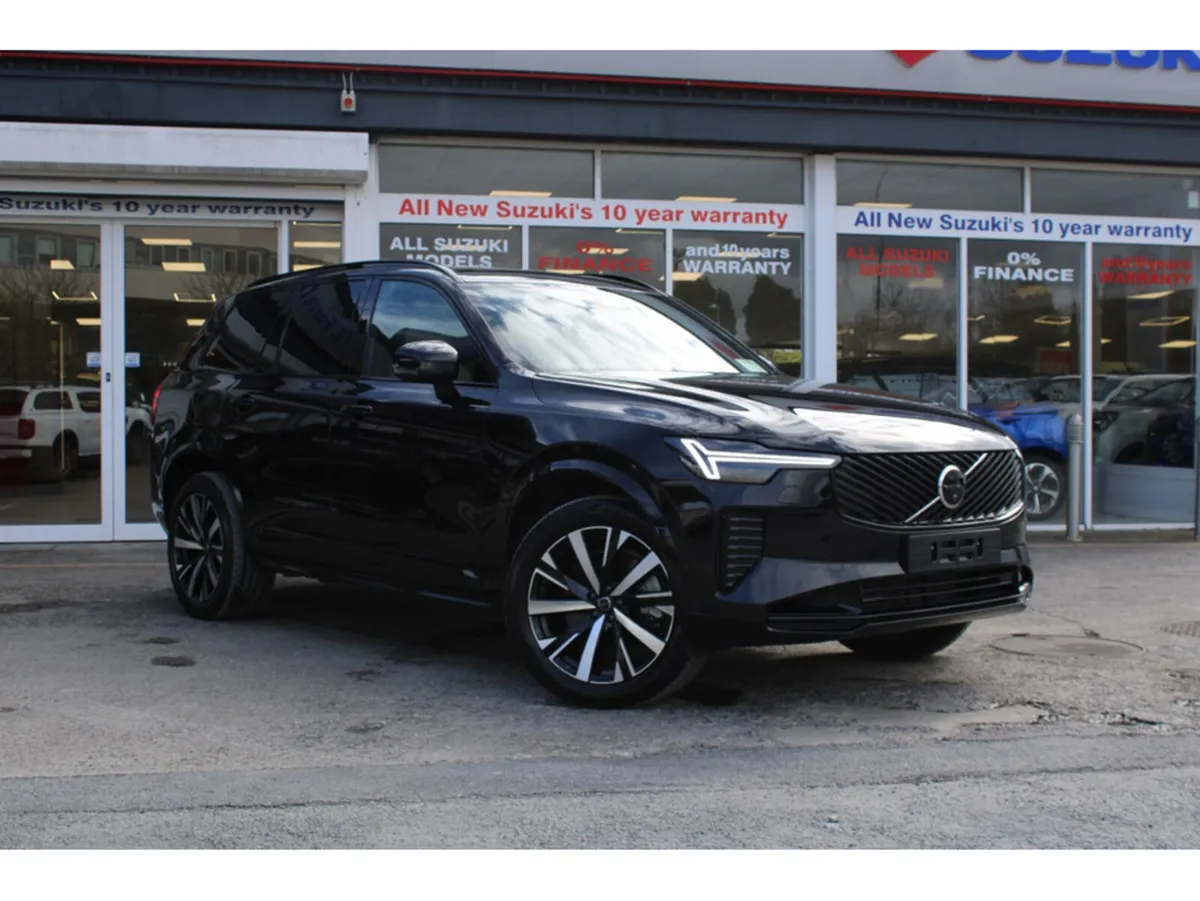 Volvo XC90 2.0 T8 PHEV AWD AUTO PLUS DARK - Image 3