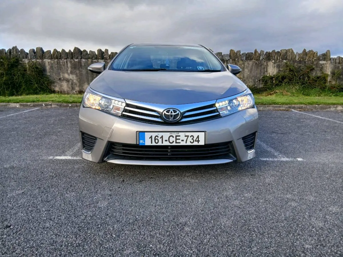 Toyota Corolla - Image 2