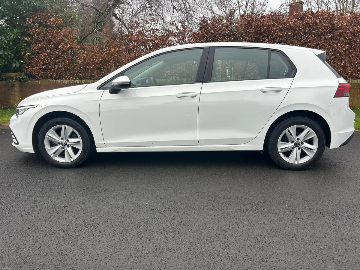 Volkswagen Golf 2022 - Image 4