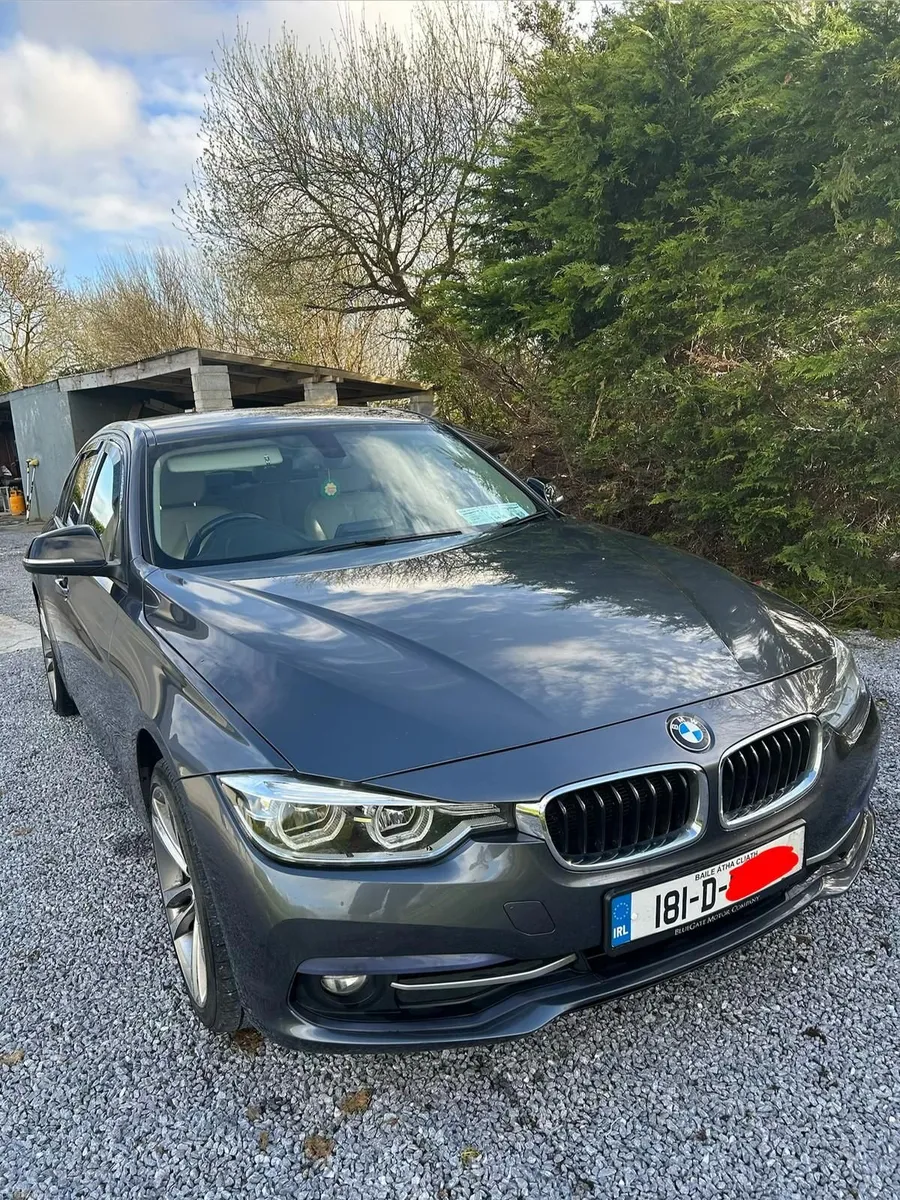 BMW 3-Series 2018 - Image 3