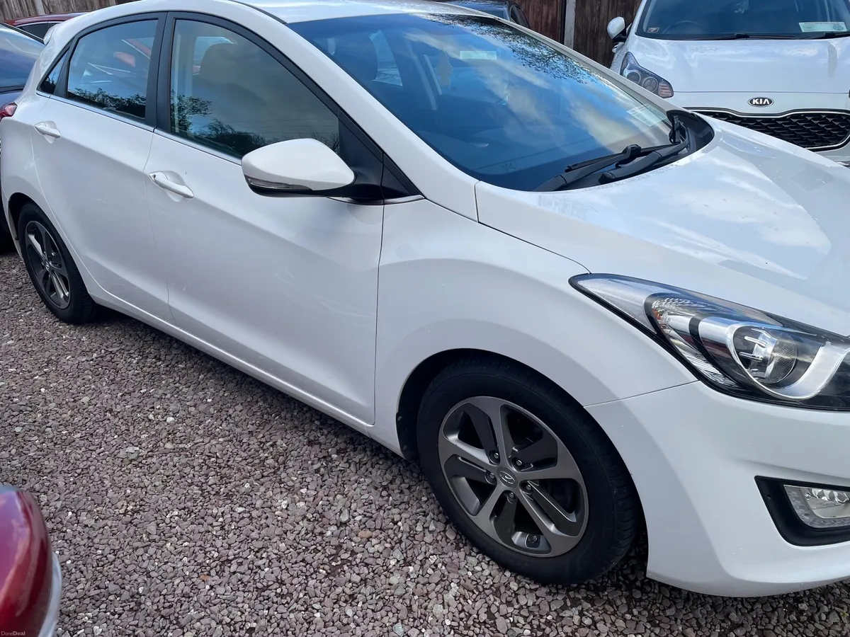 Hyundai i30 SE 1.4 Petrol 2016 - Image 1