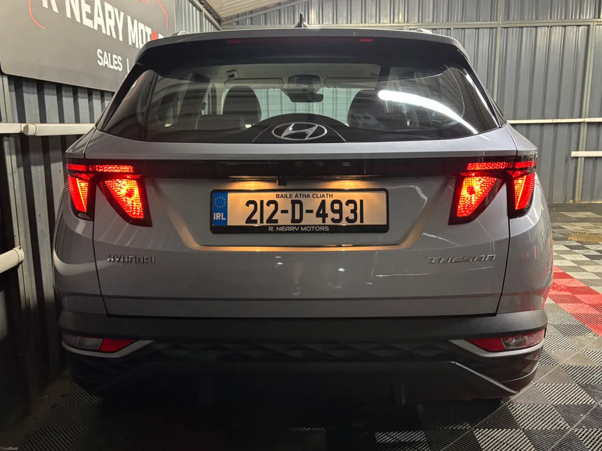 2021 212 Hyundai Tucson Diesel Executive Manual - Image 2