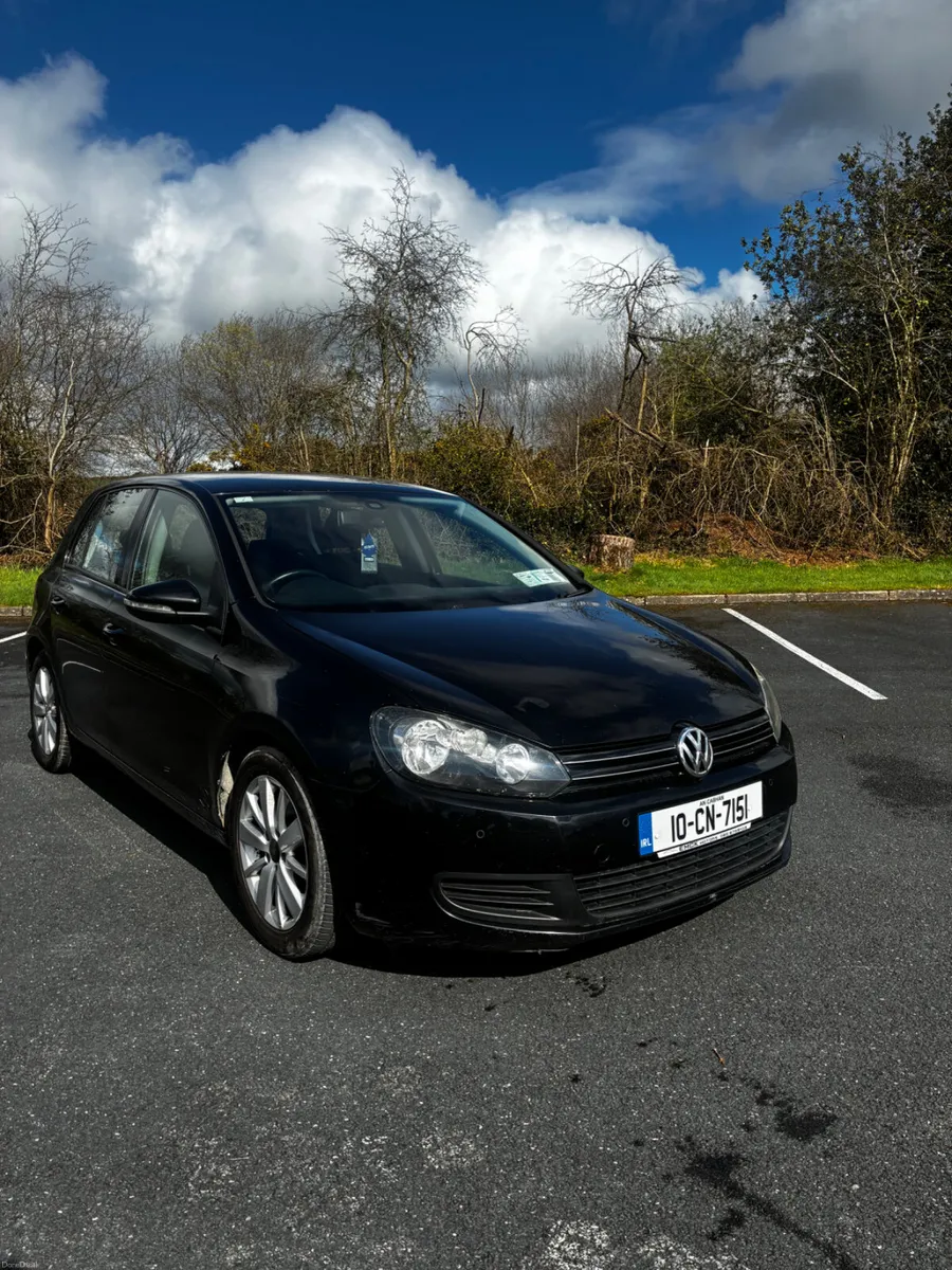 Volkswagen Golf 2010 - Image 2