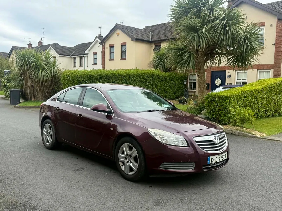 2012 opel insignia 1.4L petrol nct 01/27 tax 02/27 - Image 1