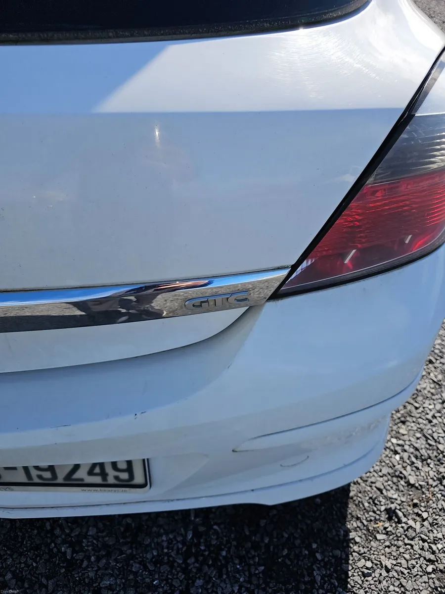 Opel Astra 2008 - Image 3