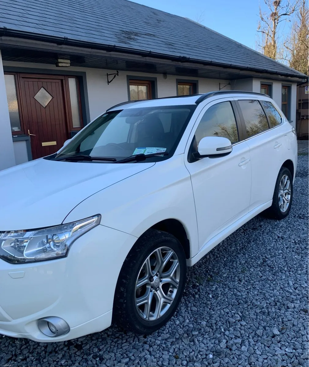 Mitsubishi Outlander - Image 4