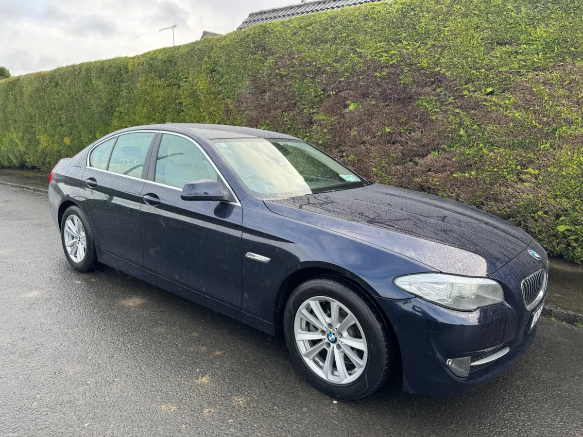 BMW 520d automatic LOW MILEAGE - Image 1