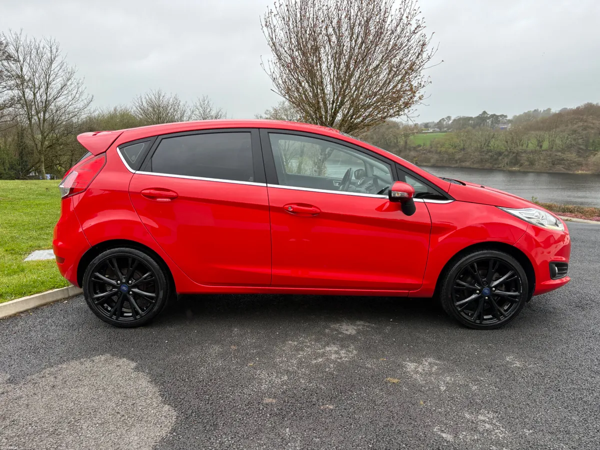 2016 Ford Fiesta 1.25 Zetec - Image 3