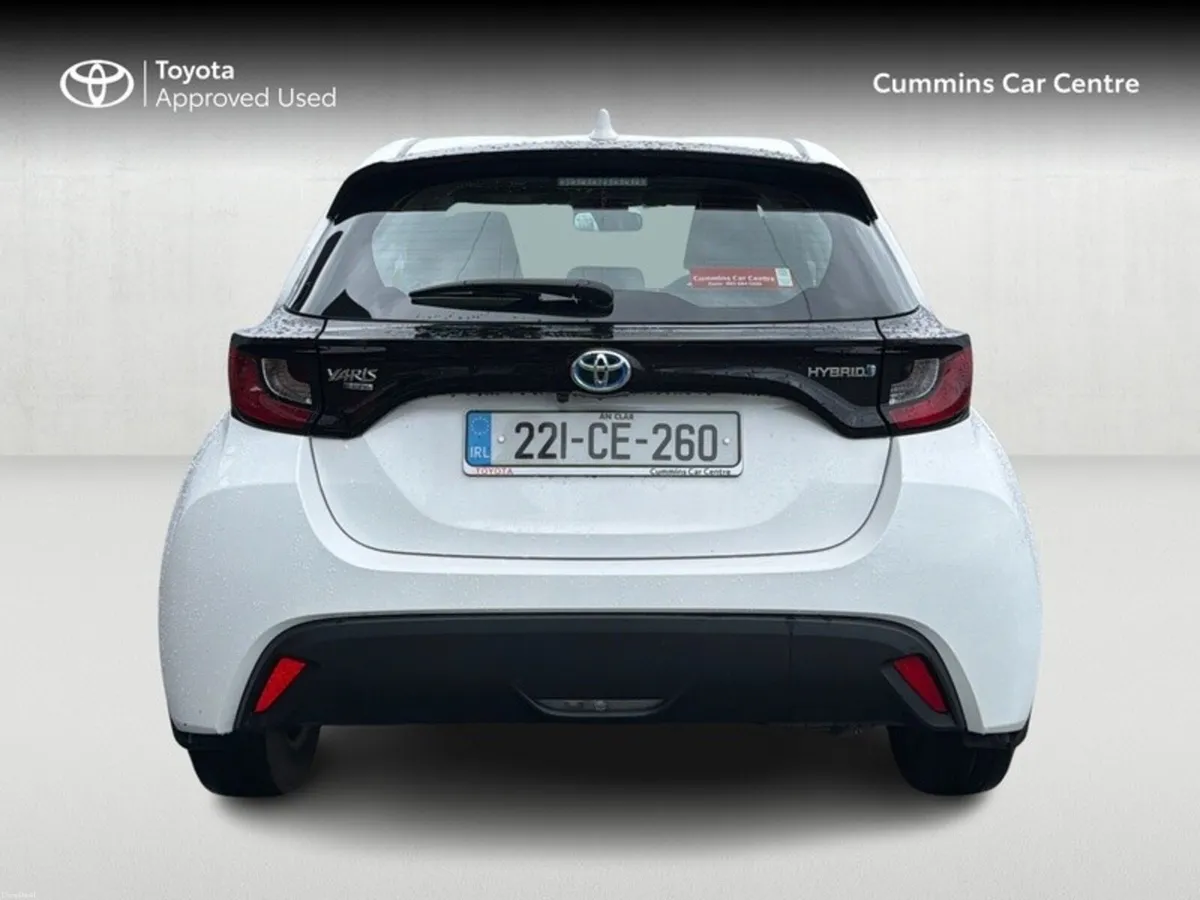 Toyota Yaris HYBRID LUNA 4DR AUTO - Image 4