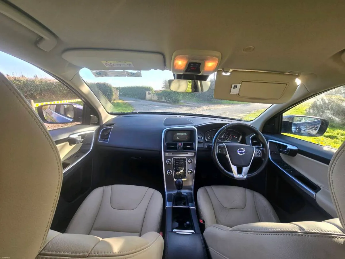 2014 Volvo XC60  Manual
NCT till 03 27
- NO SWAP - Image 2