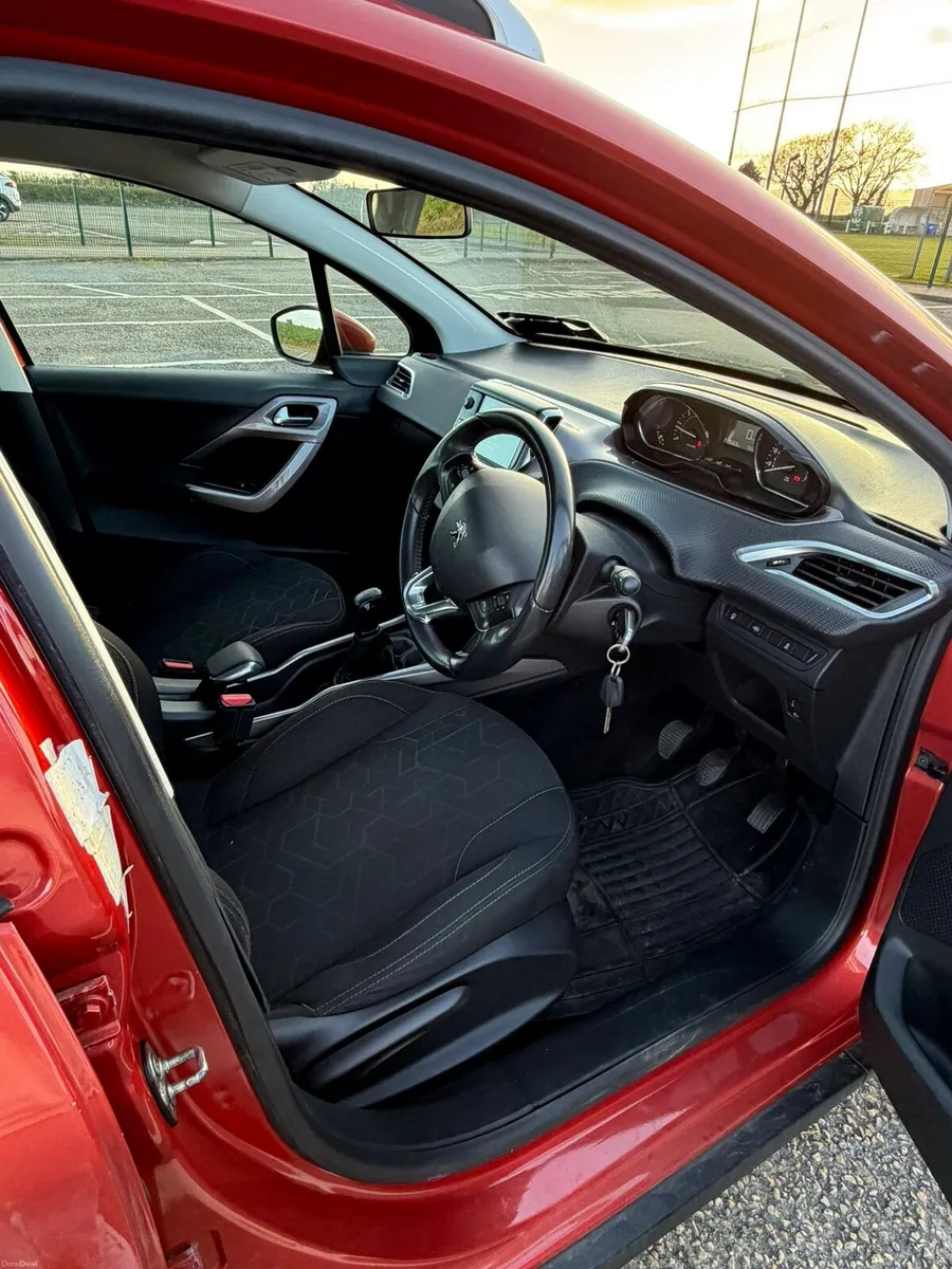 Peugeot 2008 1.4 dci - Image 4