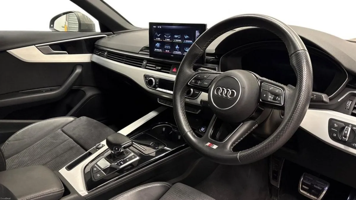 2.0 TDI 35 S line Saloon 4dr Diesel S Tronic Euro - Image 4