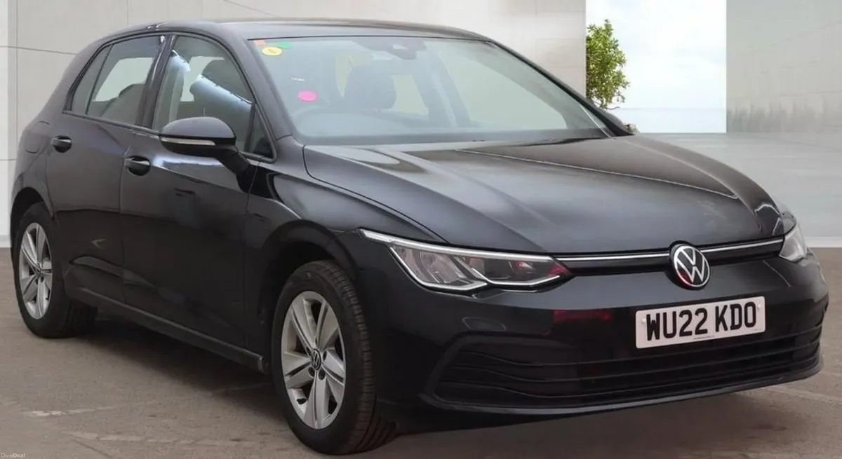 2.0 TDI Life Hatchback 5dr Diesel DSG Euro 6 (s/s) - Image 1