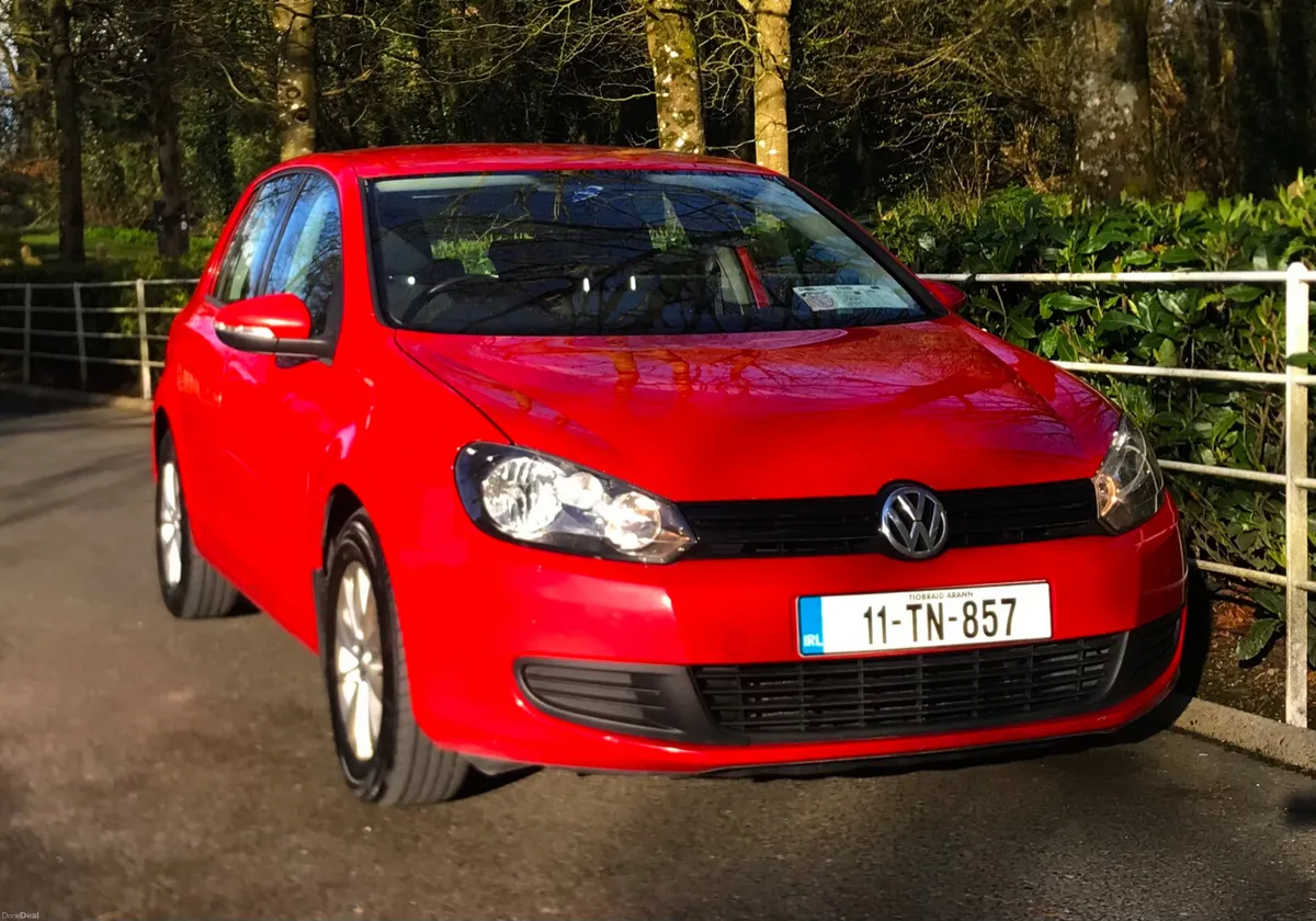 Volkswagen Golf 1.6 TDI 90BHP TRENDLINE - Image 2