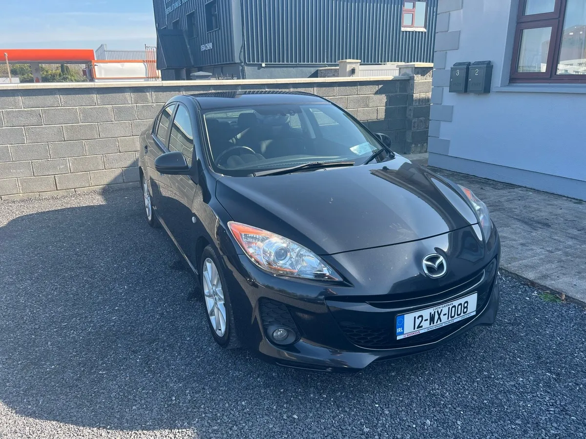 Mazda 3 - Image 1