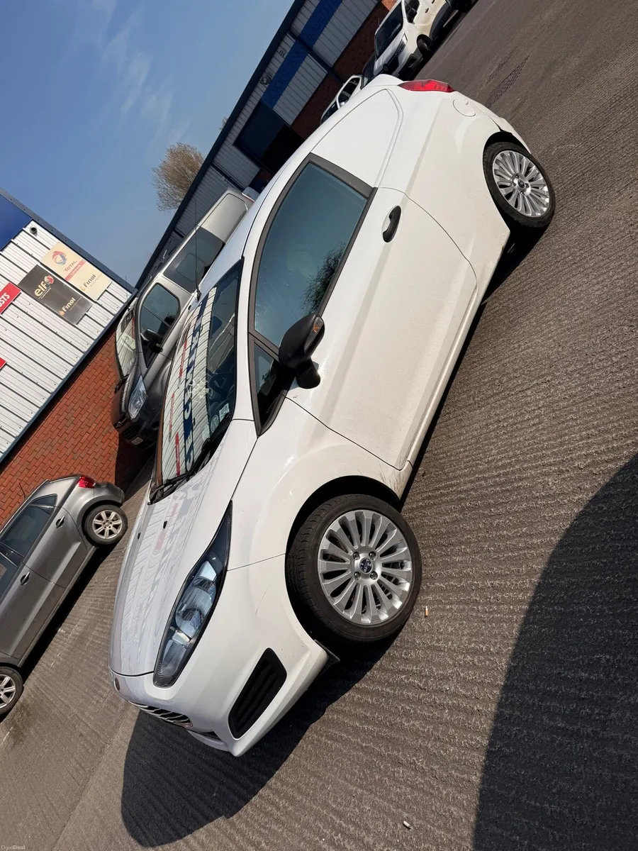 Ford fiesta van 2014 for sale - Image 4