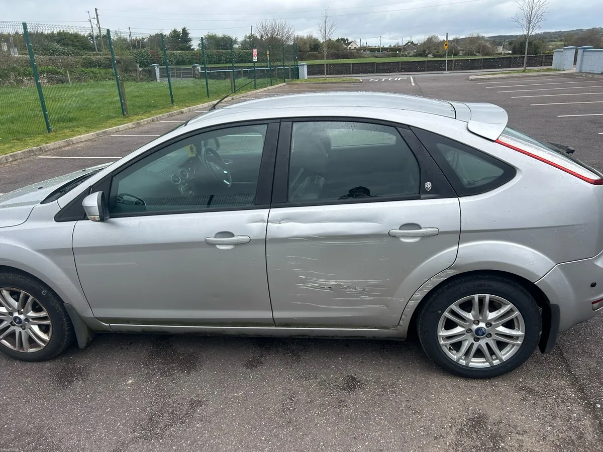 Ford Focus - Image 4