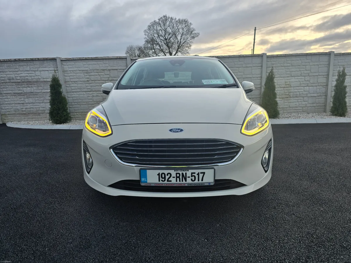 192 Ford Fiesta Zetec 1.1 Petrol Nct and Tax - Image 4