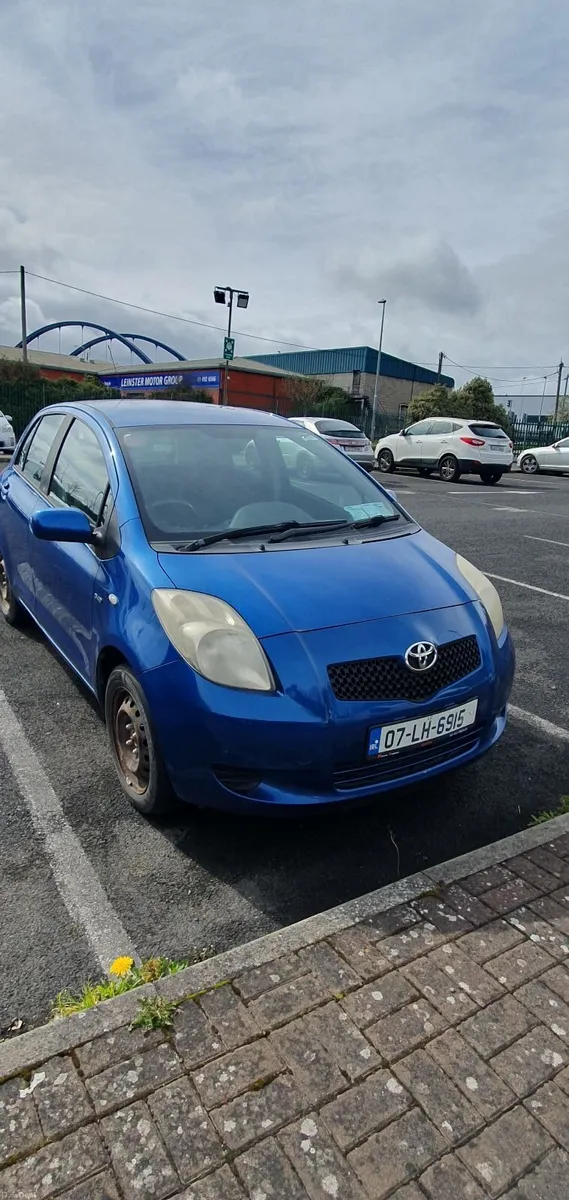 Toyota Yaris 2007 - Image 2