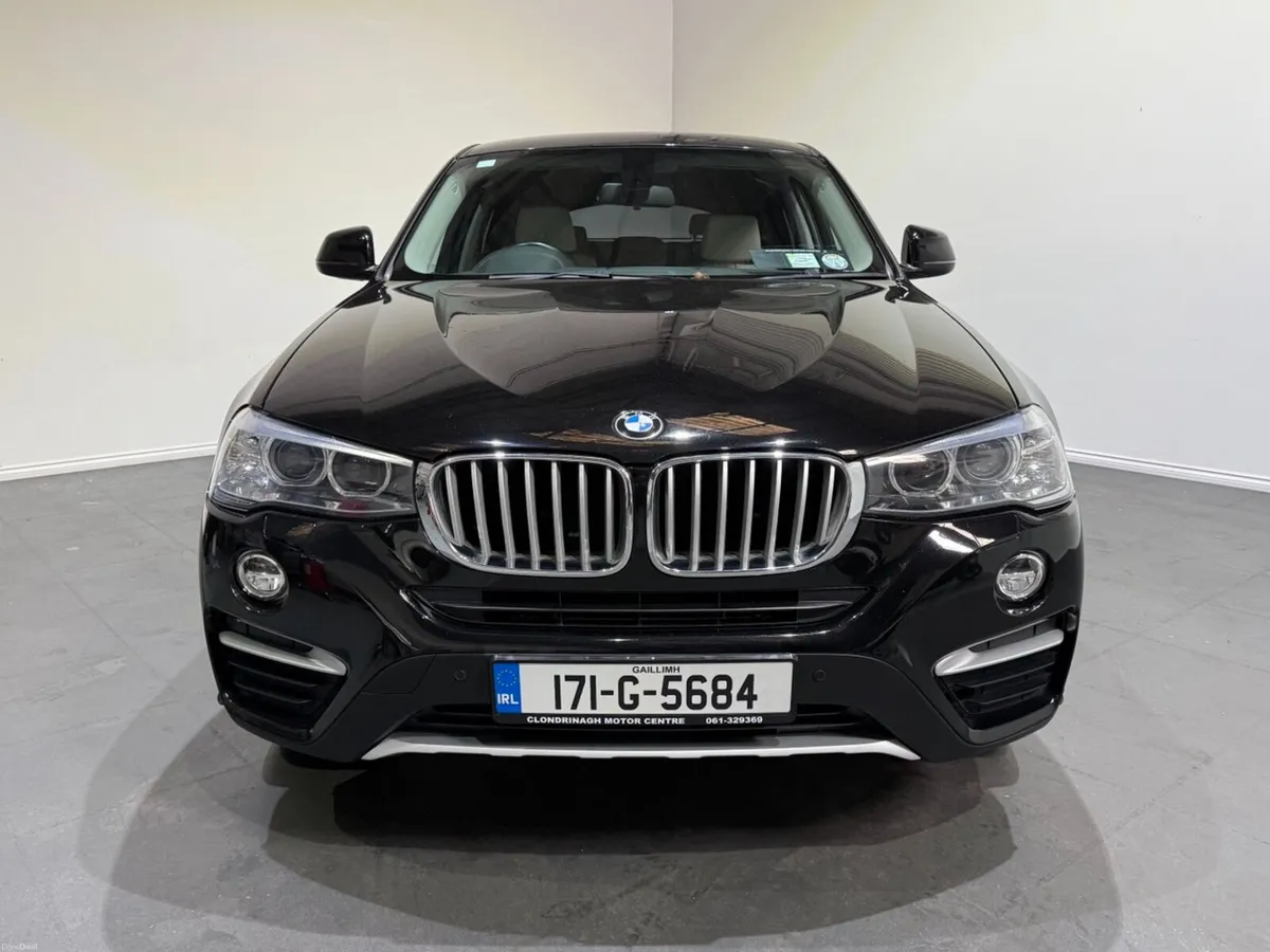 BMW X4 2.0d X Drive - F26 , 2017 - Image 3