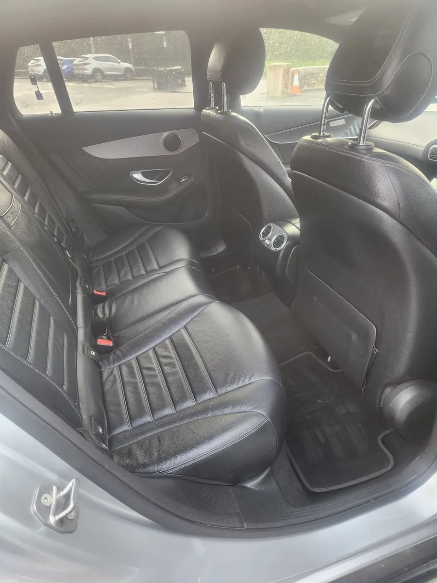 Mercedes-Benz EQC 2020 - Image 4