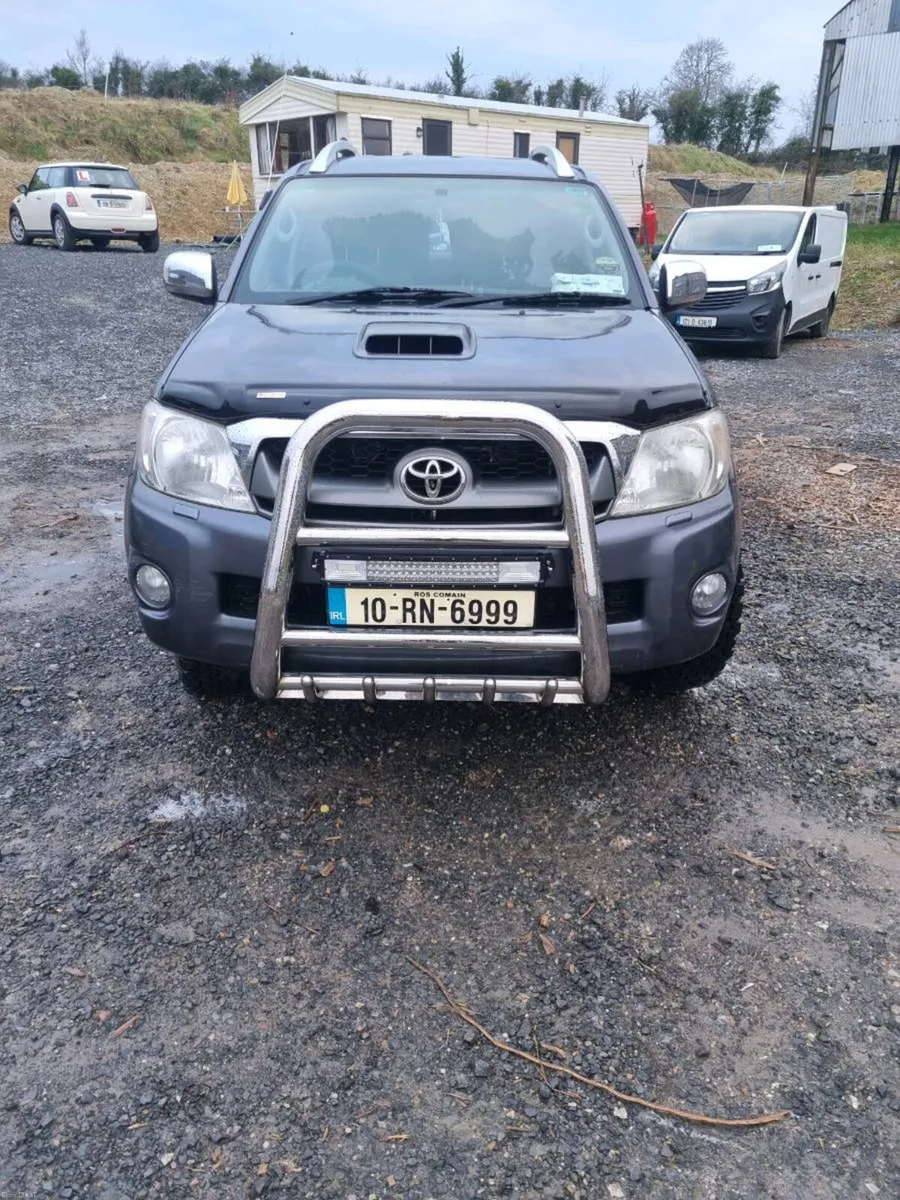Toyota Hilux - Image 1