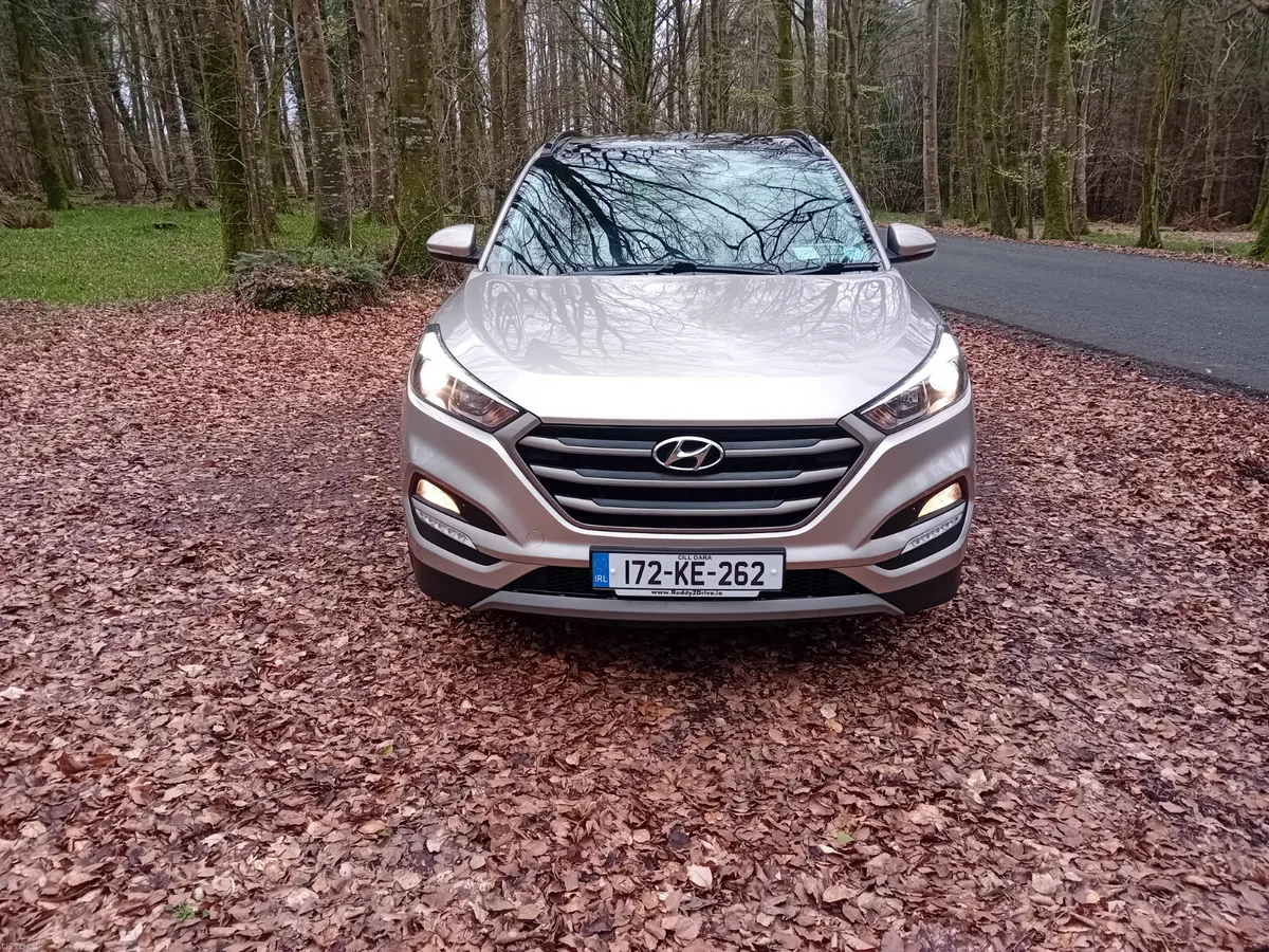 172 HYUNDAI TUCSON  1.7 CRDI PREMIUM SUV 6 SPEED - Image 2