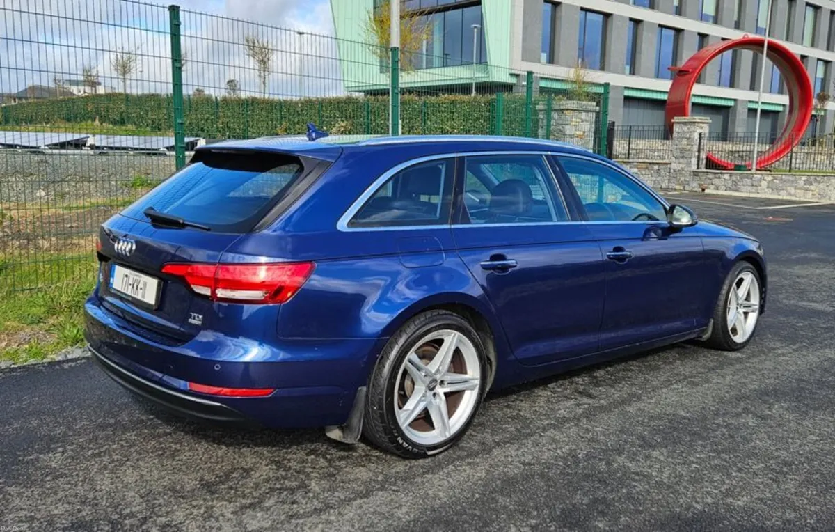 2017 Audi A4 Avant Ultra 2.0 TDI - Image 3