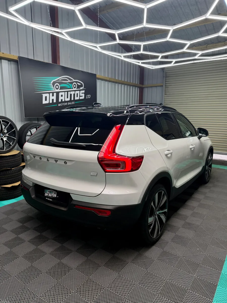 Volvo XC40 Rchrg Twin Auto - PRO edition - Image 3
