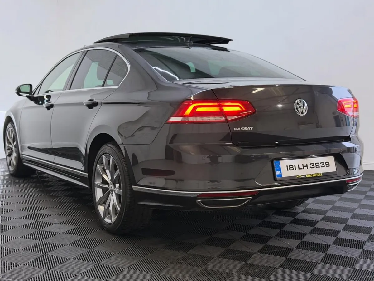 2018 VOLKSWAGEN PASSAT 2.0TDI R LINE - HUGE SPEC - Image 4