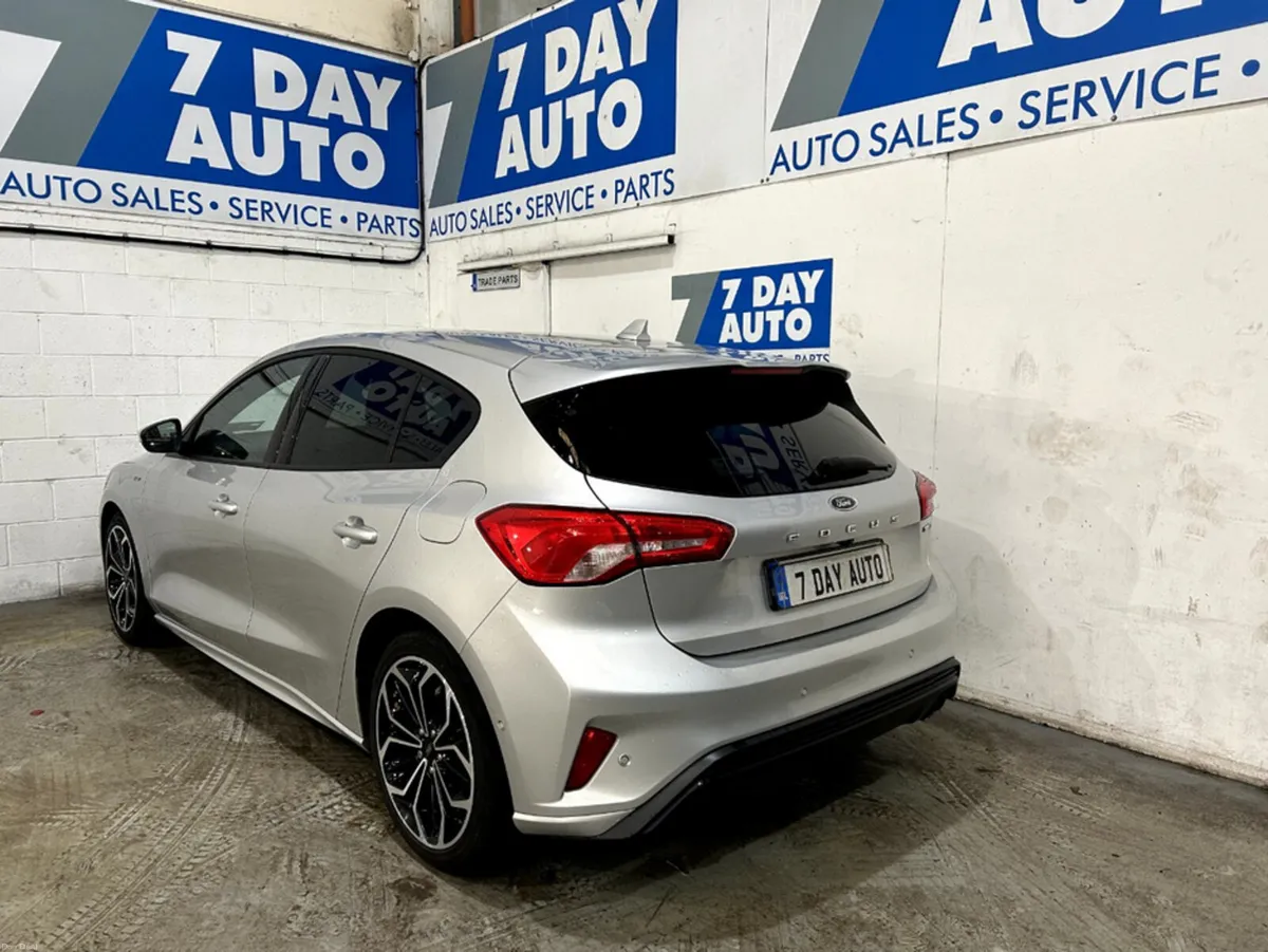 Ford Focus ST-LINE EDITION 5DR 1.0T1 1.0T125 MHE - Image 5