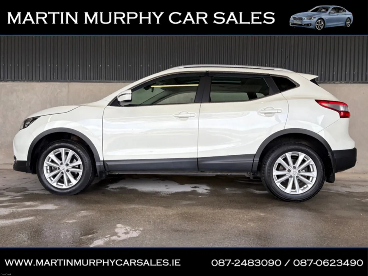 Nissan Qashqai 1.5 SV LOW KMS - Image 3