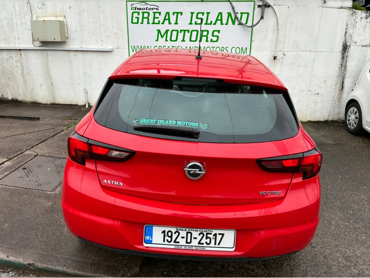 Opel Astra E 1.0T 105PS 5DR - Image 4