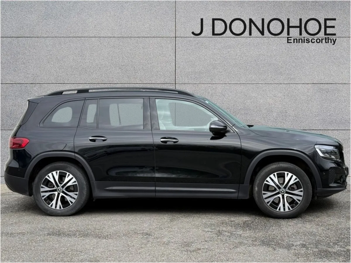 Mercedes-Benz GLB 200D AMG Styling 7 Seater Progre - Image 4