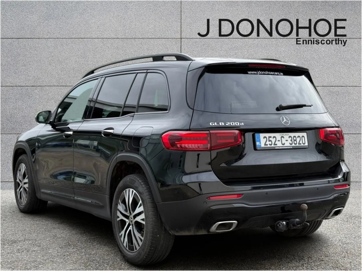 Mercedes-Benz GLB 200D AMG Styling 7 Seater Progre - Image 3