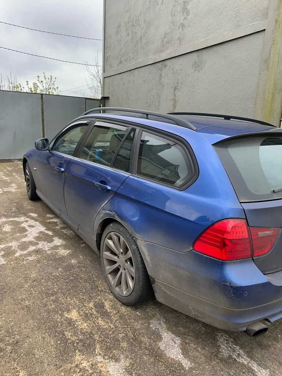 BMW e91 320d - Image 3