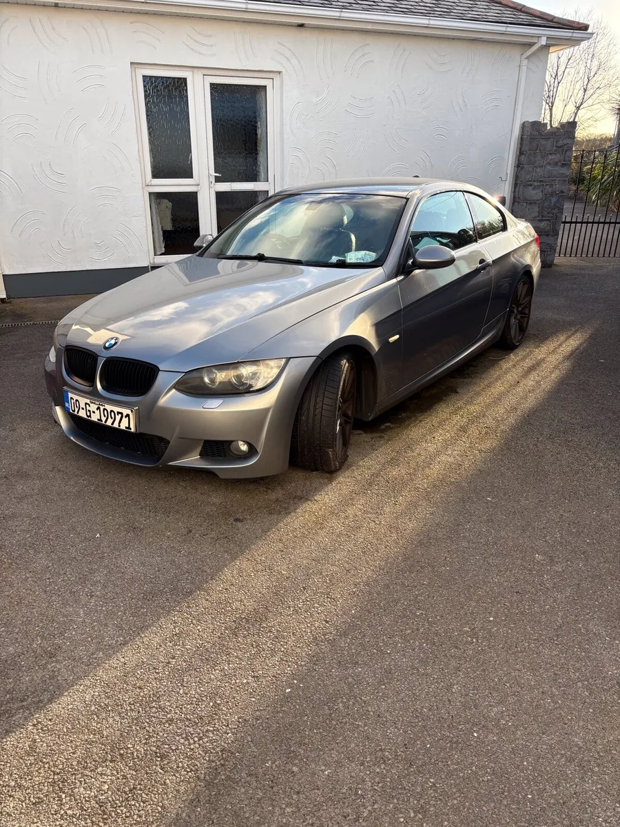 BMW 330D - Image 2