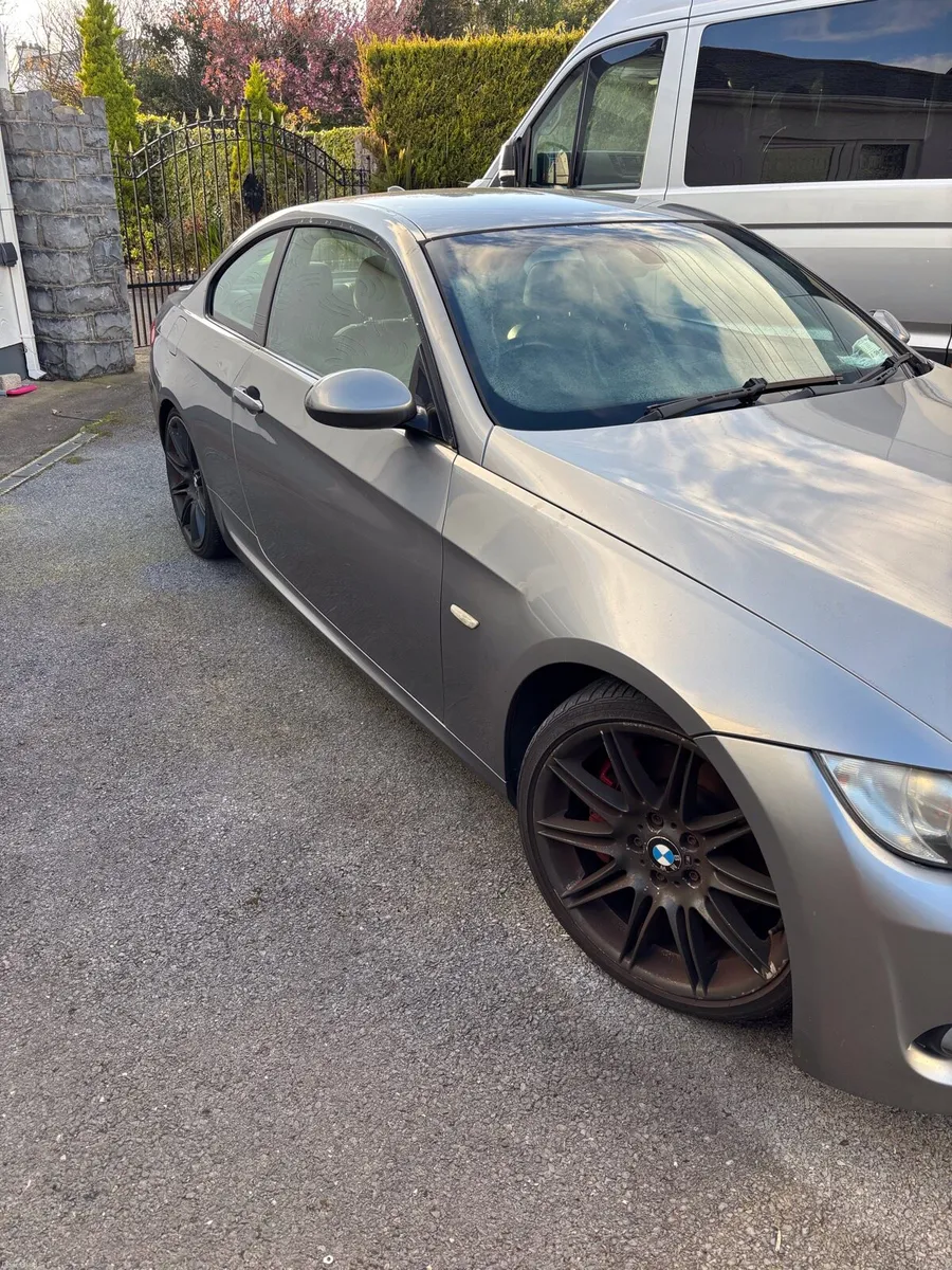 BMW 330D - Image 3