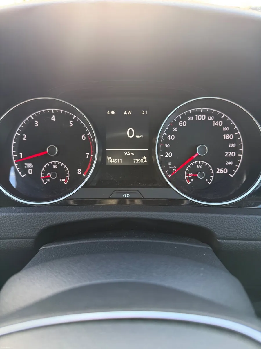 Volkswagen Golf 2017 - Image 2