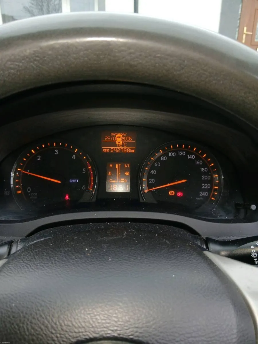 Toyota Avensis - Image 3