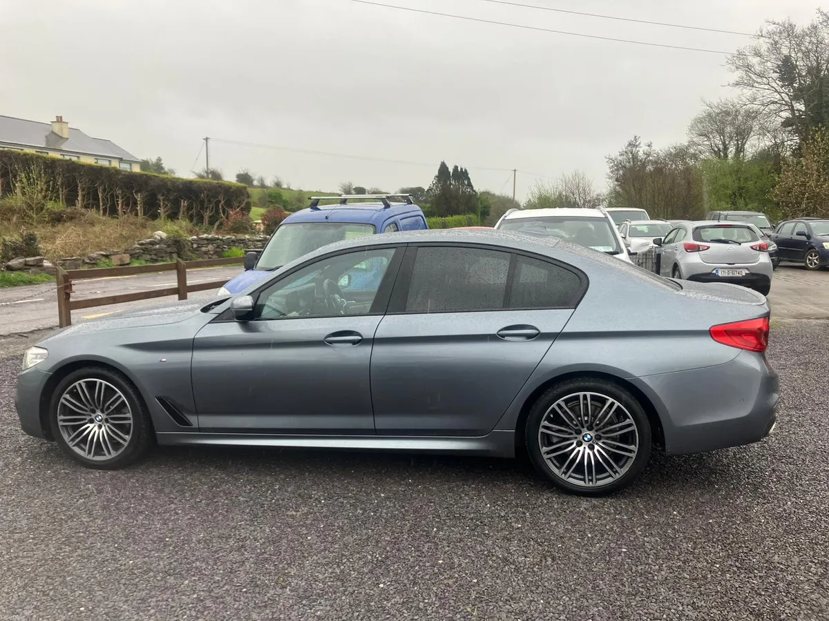 BMW 5-Series 2020 - Image 2