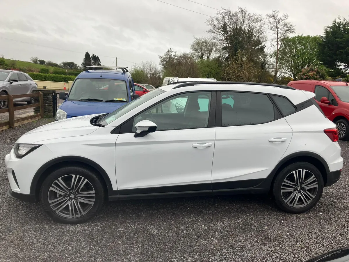 SEAT Arona 2023 - Image 2