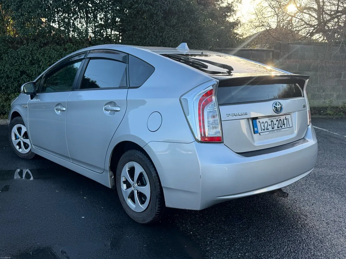 Toyota Prius 2013 Hybrid Automatic - Image 3