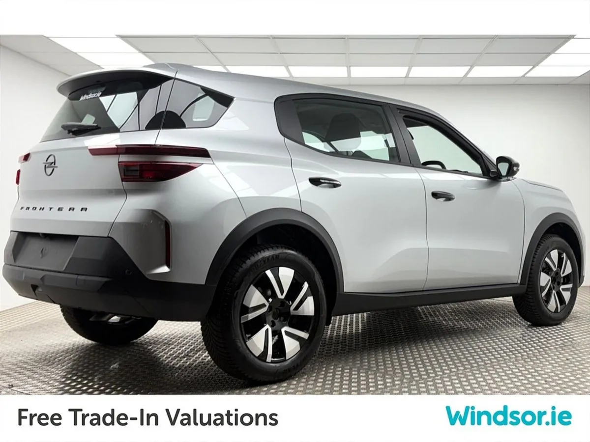 Opel Frontera Elegance 1.2 Hybrid 110 bhp - Image 2