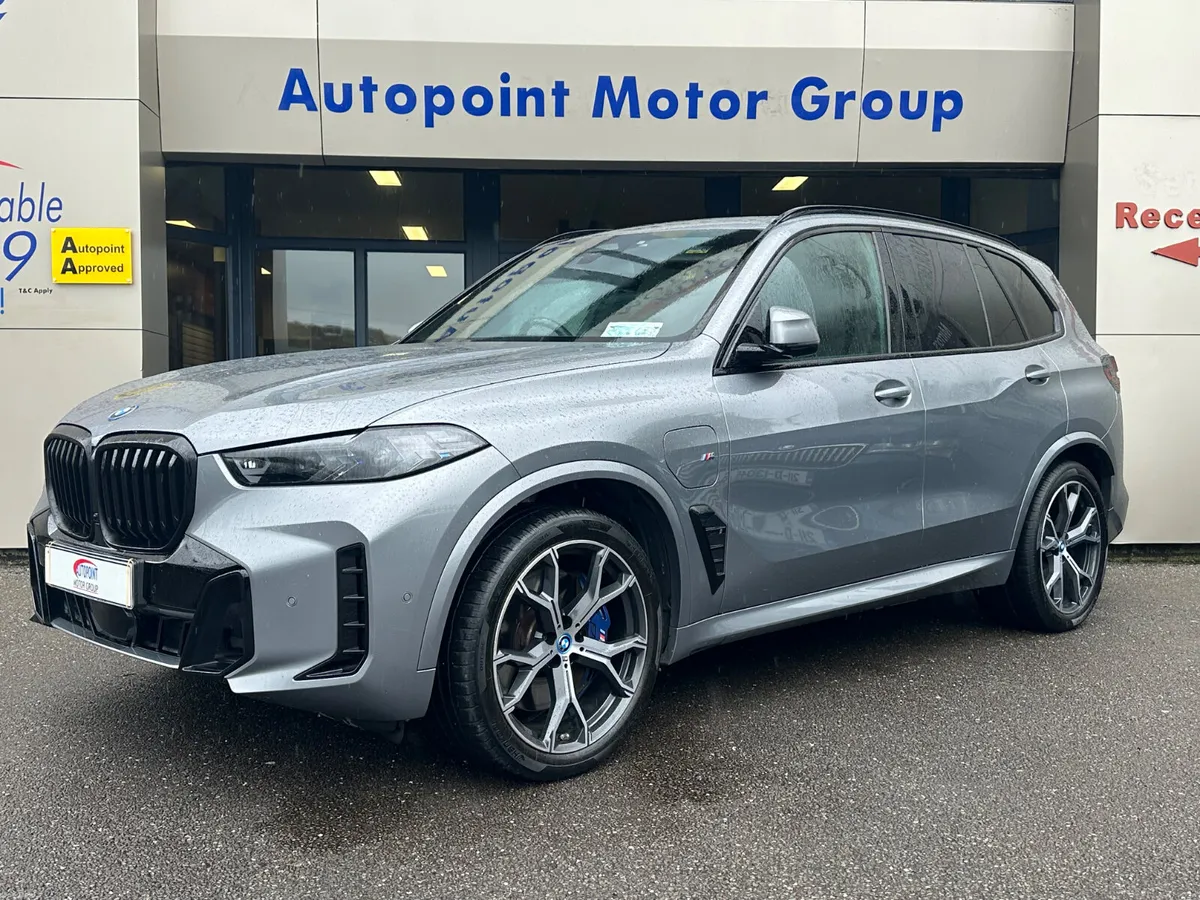 xDrive 50e M-Sport (490bhp) - SAVE 2000eur - Image 1