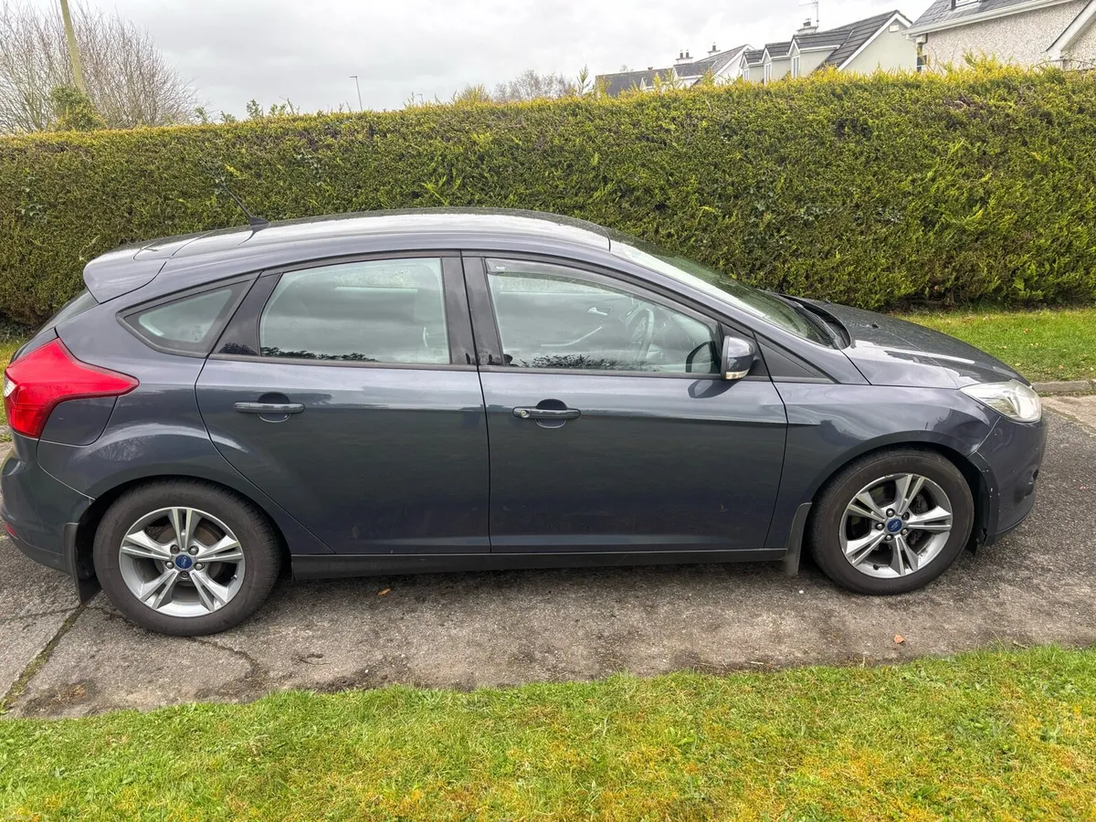 2014 ford focus 1.6 - Image 2