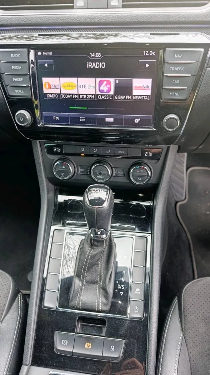 2017 Skoda Superb Sportline Diesel Automatic - Image 4