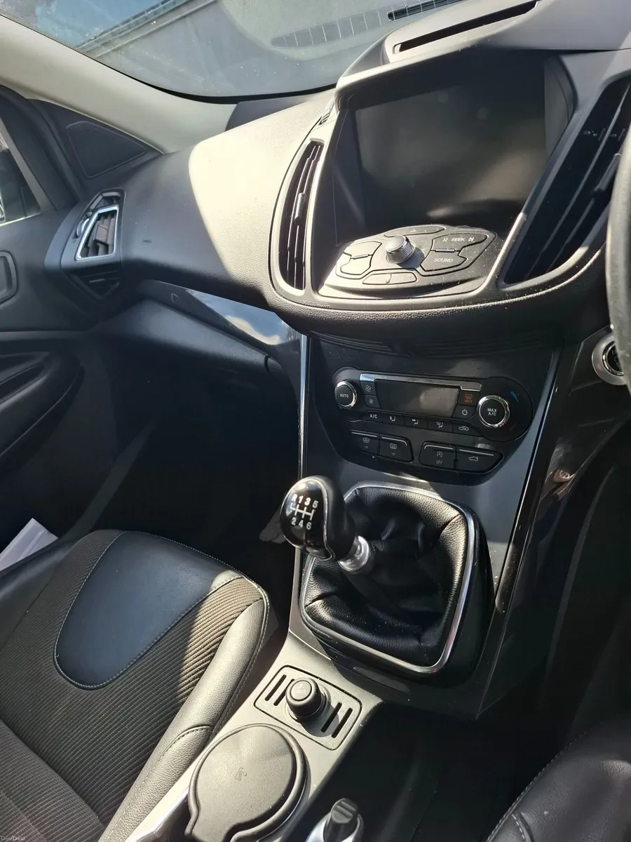 Ford Kuga 2016 - Image 3